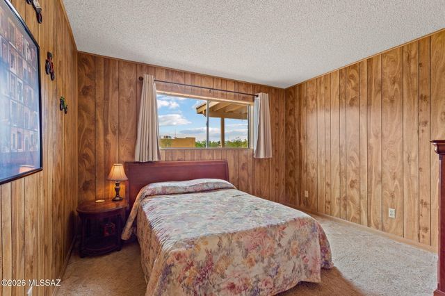 10100 E Moccasin Place, Tucson, AZ 85749