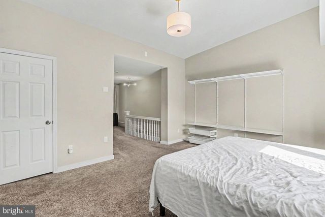 1710 GREEN ST, Harrisburg, PA 17102