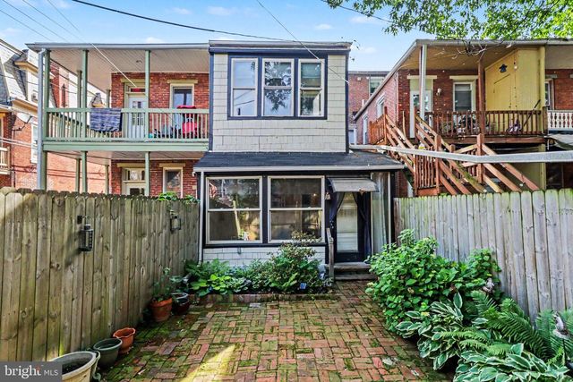 1710 GREEN ST, Harrisburg, PA 17102