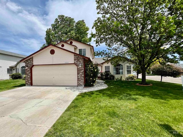 1690 Targhee, Mountain Home, ID 83647