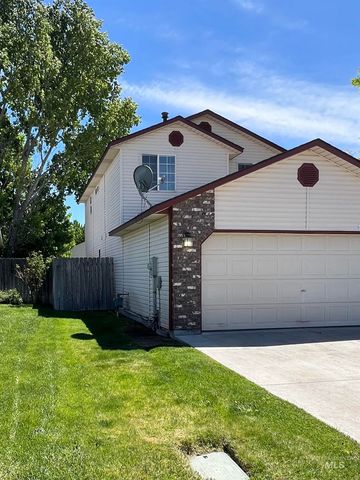 1690 Targhee, Mountain Home, ID 83647