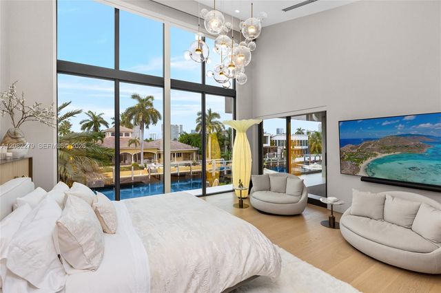 16495 NE 32nd Avenue, North Miami Beach, FL 33160