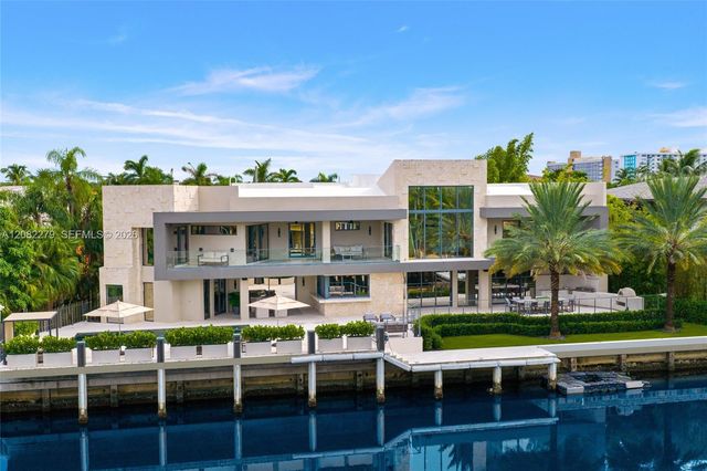 16495 NE 32nd Avenue, North Miami Beach, FL 33160