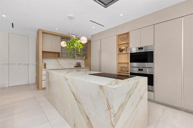 16495 NE 32nd Avenue, North Miami Beach, FL 33160