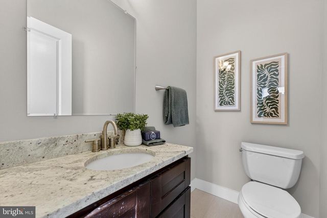 3513 22ND ST S, Arlington, VA 22204