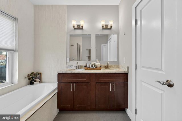 3513 22ND ST S, Arlington, VA 22204