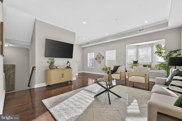 3513 22ND ST S, Arlington, VA 22204