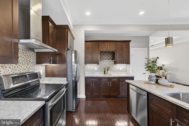 3513 22ND ST S, Arlington, VA 22204