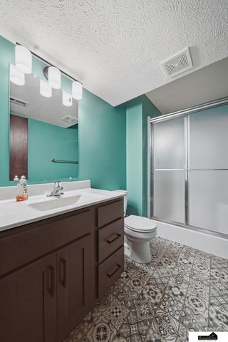 2936 W Washington Street, Lincoln, NE 68522