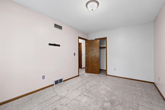 320 Eagle Lake Road N, Big Lake, MN 55309
