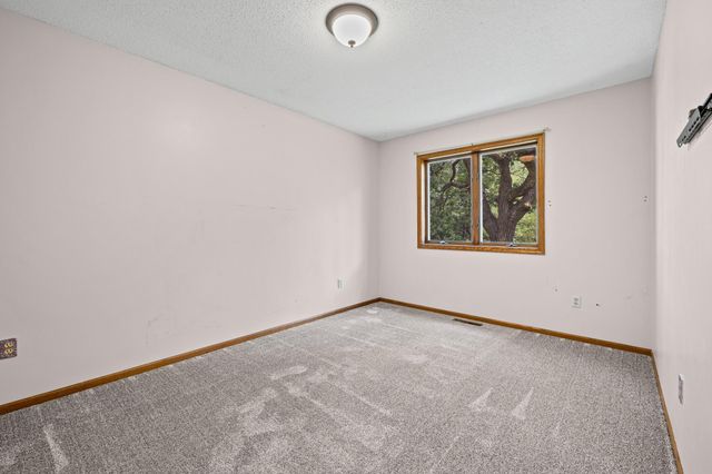 320 Eagle Lake Road N, Big Lake, MN 55309
