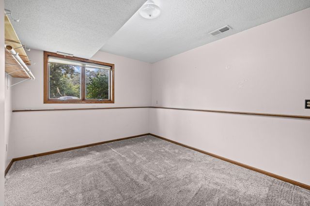 320 Eagle Lake Road N, Big Lake, MN 55309