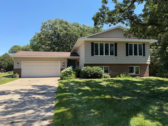 320 Eagle Lake Road N, Big Lake, MN 55309