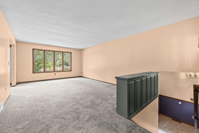 320 Eagle Lake Road N, Big Lake, MN 55309