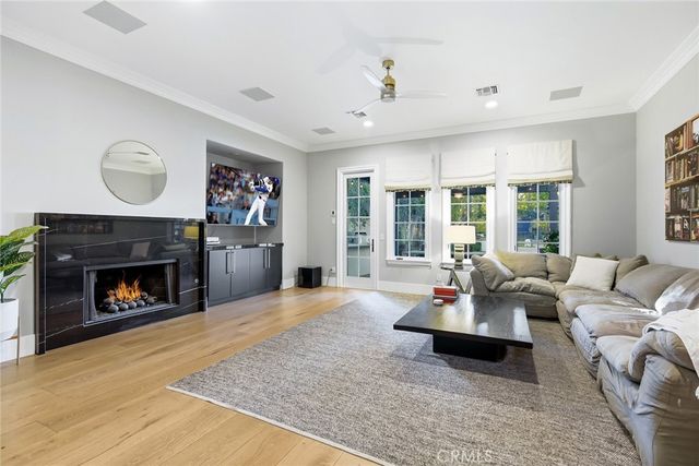 25473 Prado De Las Calabazas, Calabasas, CA 91302