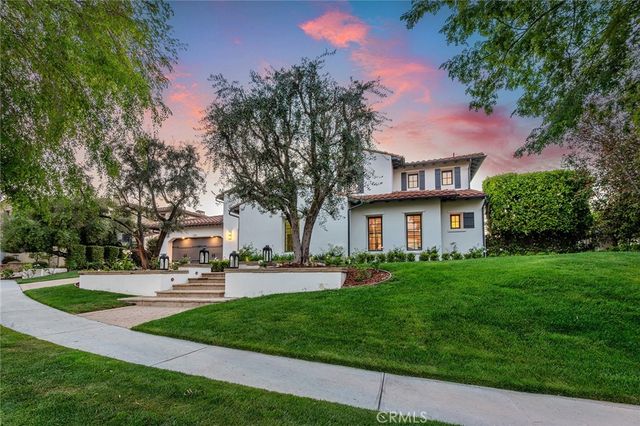 25473 Prado De Las Calabazas, Calabasas, CA 91302