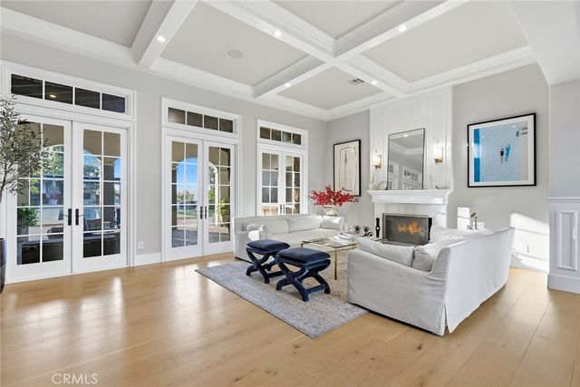 25473 Prado De Las Calabazas, Calabasas, CA 91302