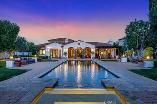 25473 Prado De Las Calabazas, Calabasas, CA 91302