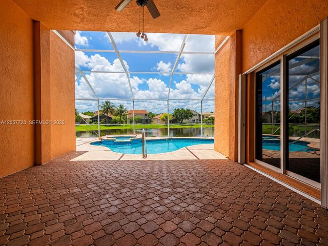 1041 Cedar Falls Drive, Weston, FL 33327