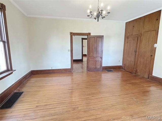 1933 4 Mile Road, Washington, MO 63090