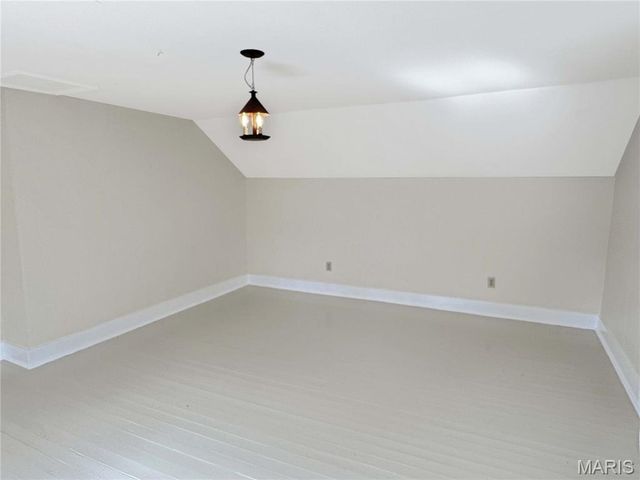 1933 4 Mile Road, Washington, MO 63090