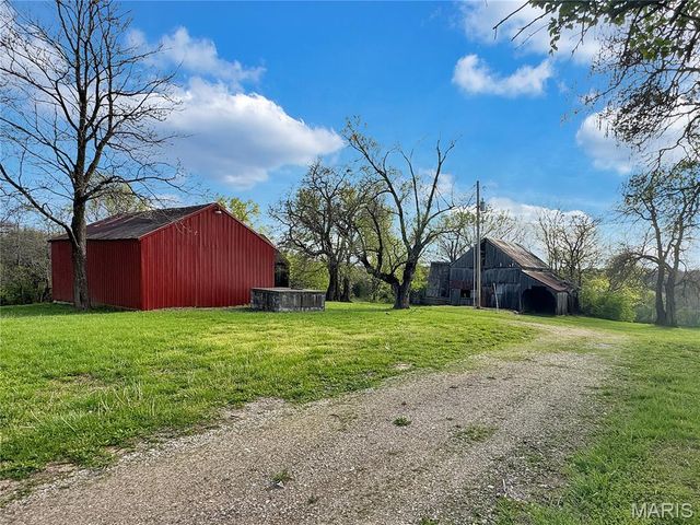 1933 4 Mile Road, Washington, MO 63090