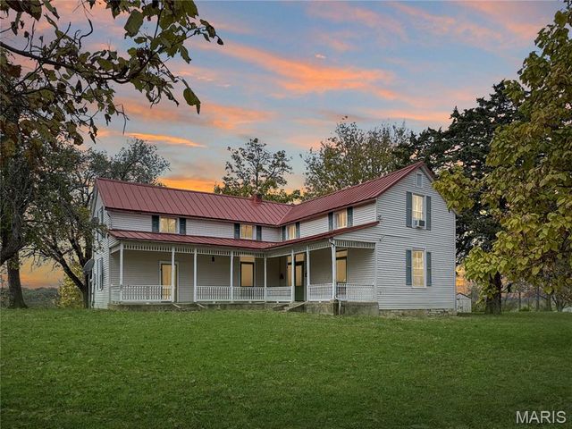 1933 4 Mile Road, Washington, MO 63090