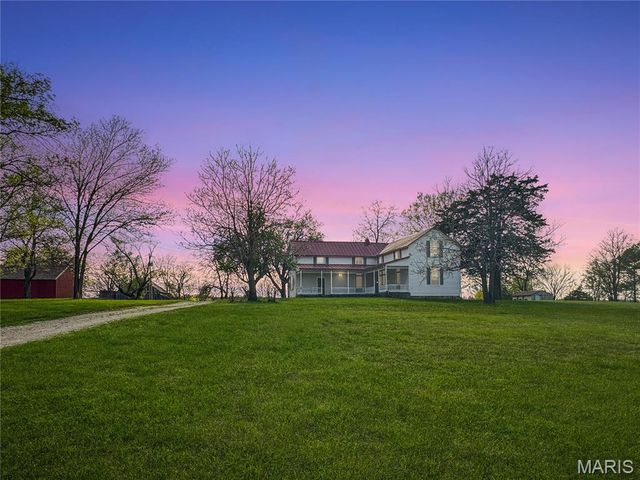 1933 4 Mile Road, Washington, MO 63090