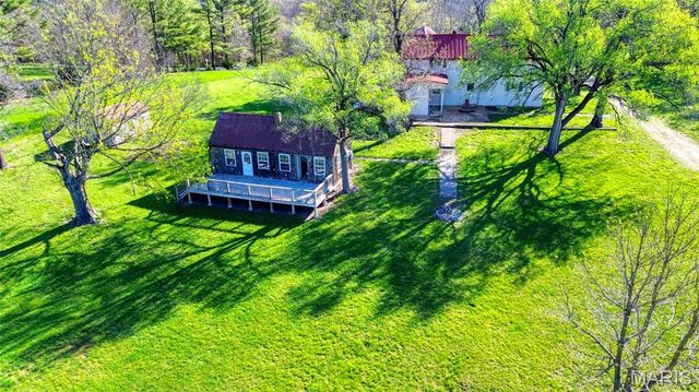 1933 4 Mile Road, Washington, MO 63090
