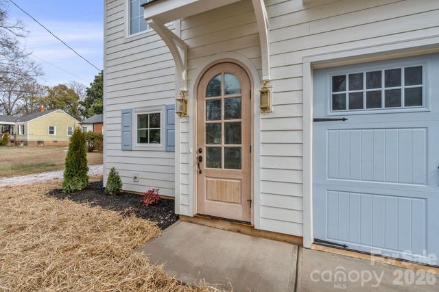 2808 Grimes Street, Charlotte, NC 28206