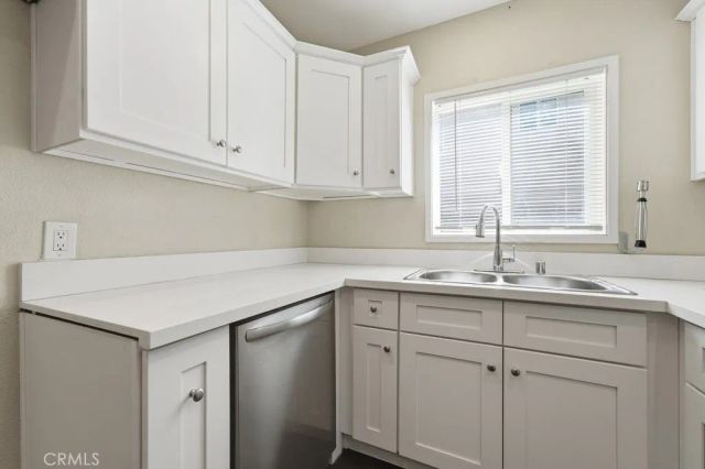 10943 Kittridge Street, North Hollywood, CA 91606