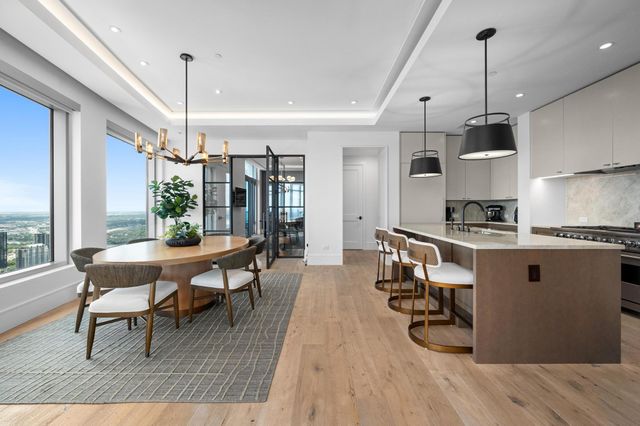 200 Congress Ave 48Y, Austin, TX 78701