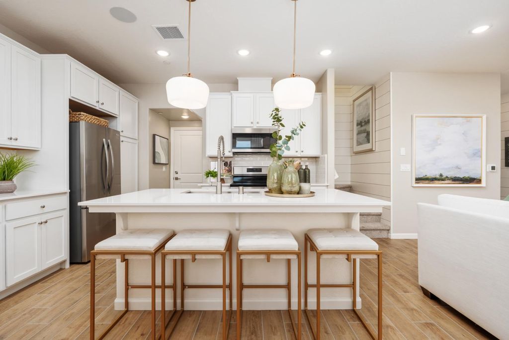 Image 16 of property listing at 1536 Bloom Lane, Clovis, CA 93619