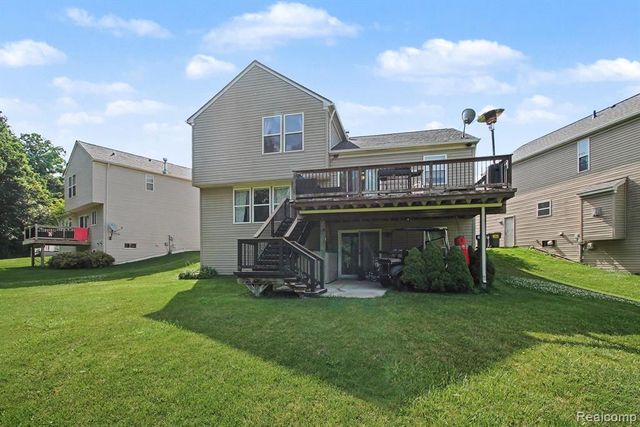 956 Callaway Court, Howell, MI 48843
