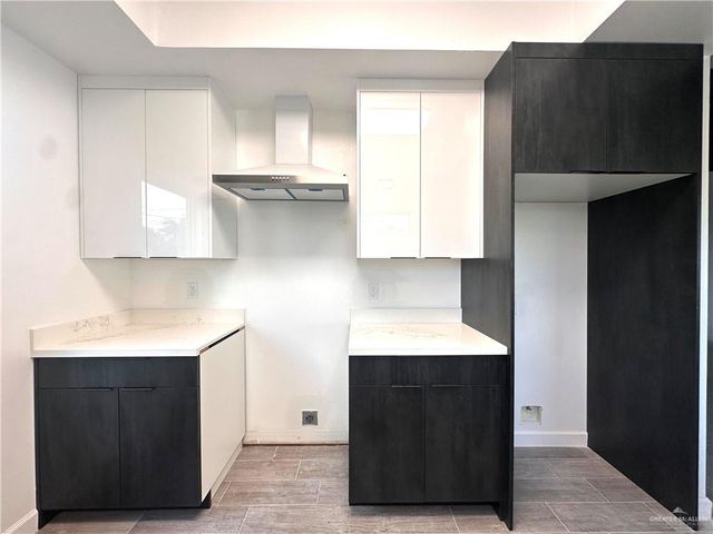 509 W Starr Avenue, Pharr, TX 78577