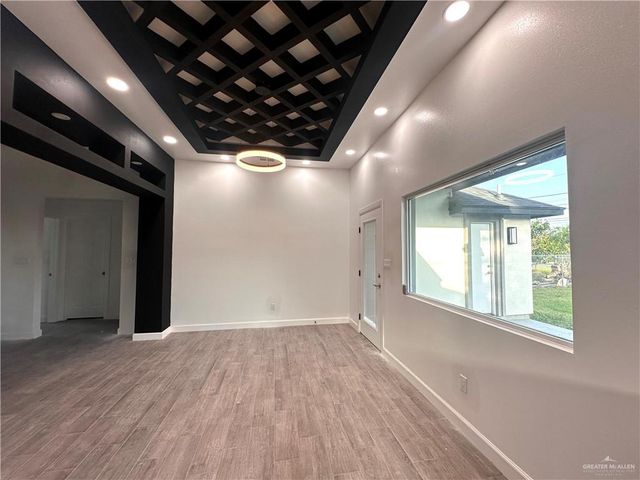 509 W Starr Avenue, Pharr, TX 78577