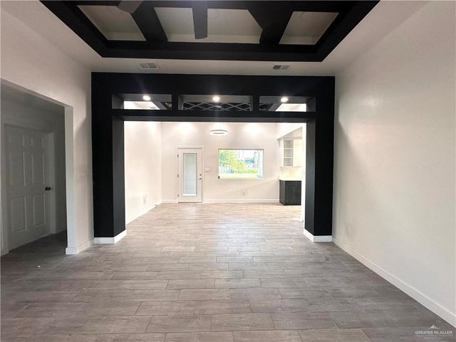 509 W Starr Avenue, Pharr, TX 78577