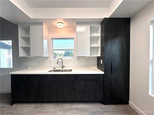 509 W Starr Avenue, Pharr, TX 78577