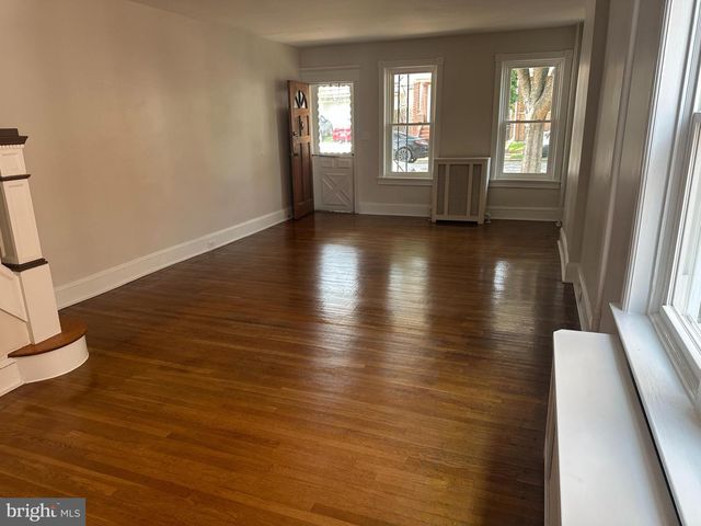 824 INDIANA AVE, Trenton, NJ 08638