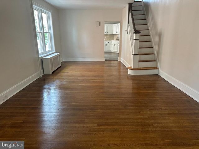 824 INDIANA AVE, Trenton, NJ 08638