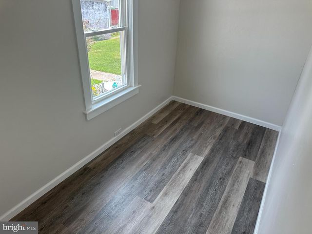 824 INDIANA AVE, Trenton, NJ 08638