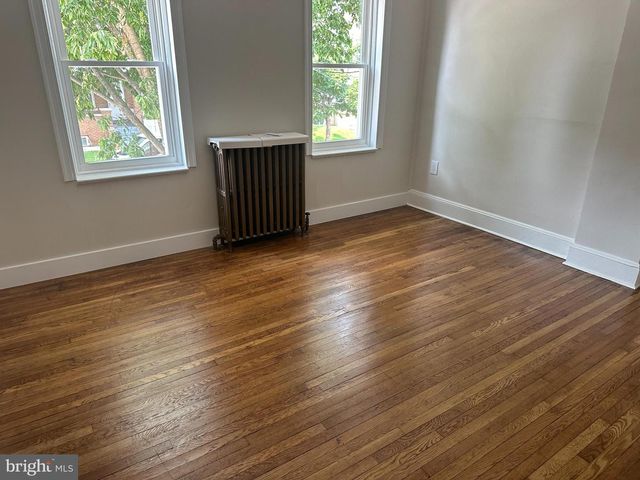 824 INDIANA AVE, Trenton, NJ 08638