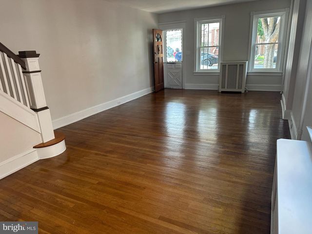 824 INDIANA AVE, Trenton, NJ 08638