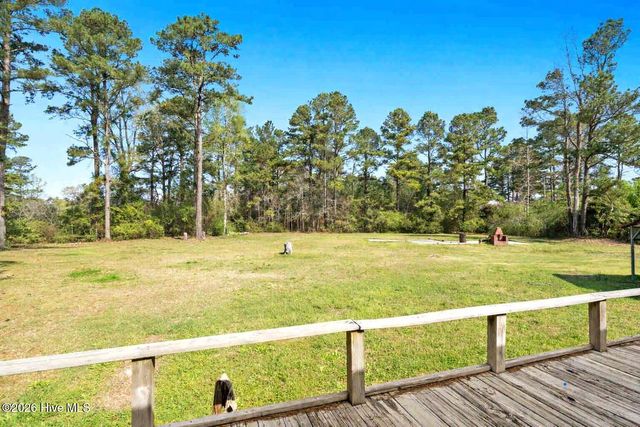 5689 Maple Street NE, Winnabow, NC 28479