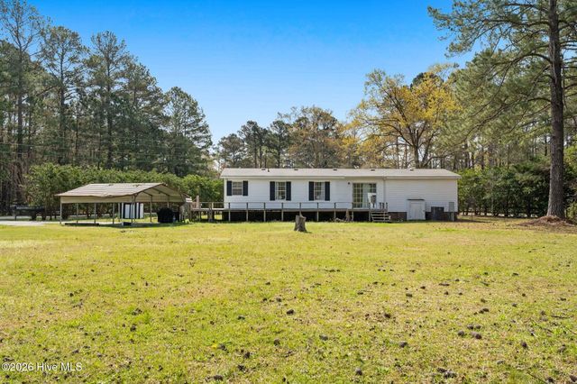 5689 Maple Street NE, Winnabow, NC 28479