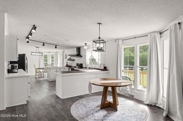 5689 Maple Street NE, Winnabow, NC 28479