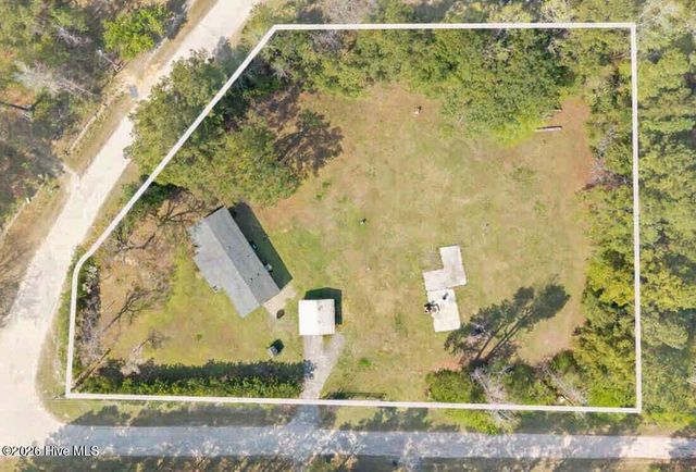 5689 Maple Street NE, Winnabow, NC 28479