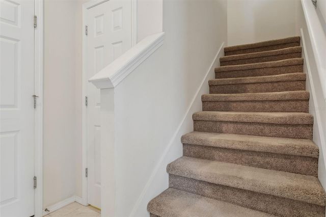 4751 WHITE SANDERLING COURT, Tampa, FL 33619