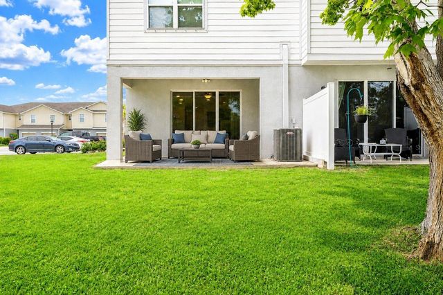 4751 WHITE SANDERLING COURT, Tampa, FL 33619