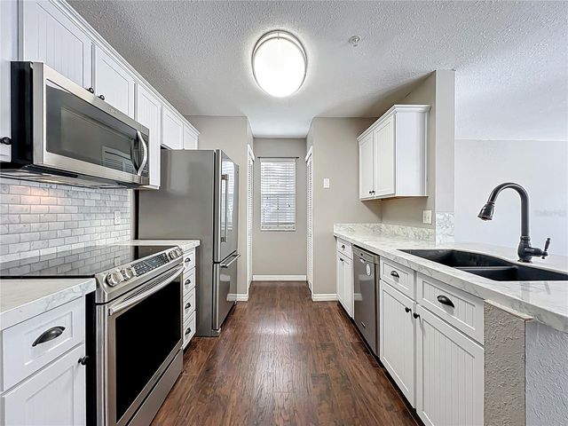 1140 EXCELLER COURT 100, Casselberry, FL 32707